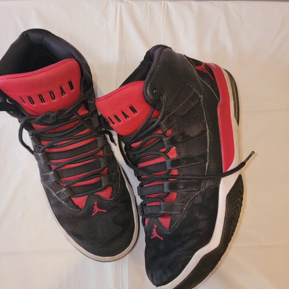 Jordan Max Aura